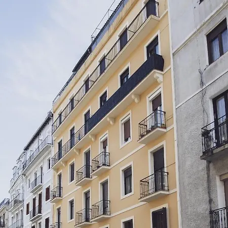 Apartment Heriz - Local Rentss